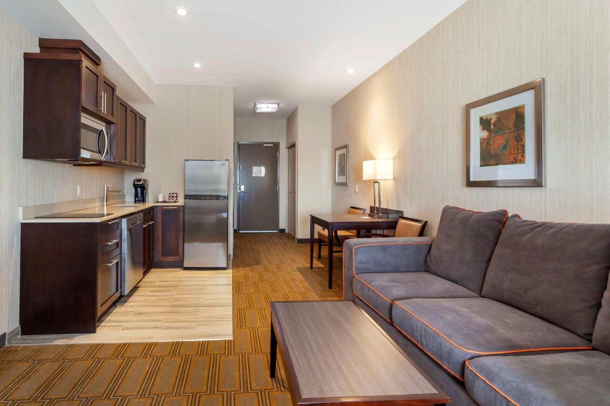 Best Western Plus Chateau Fort St. John Exteriér fotografie
